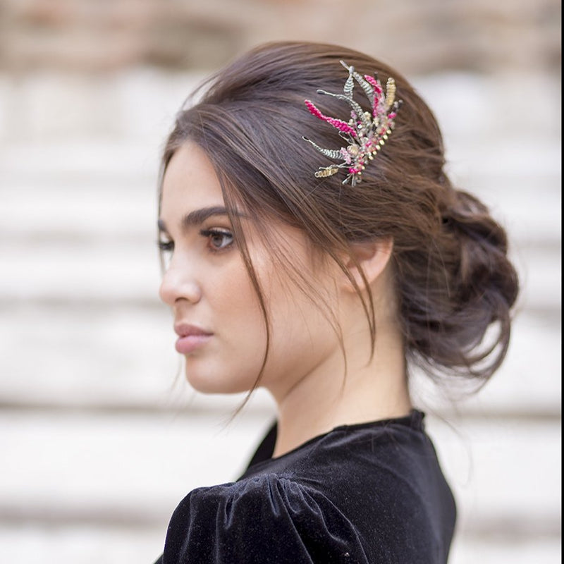 Peineta bordada plata y fucsia